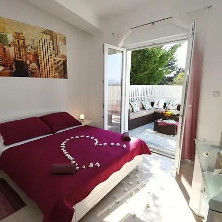 Libra With Sea View Abbázia