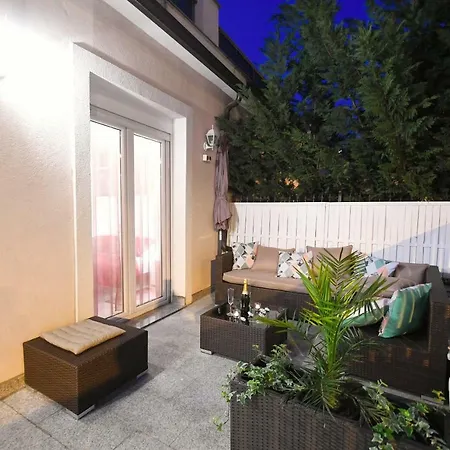 Libra With Sea View *