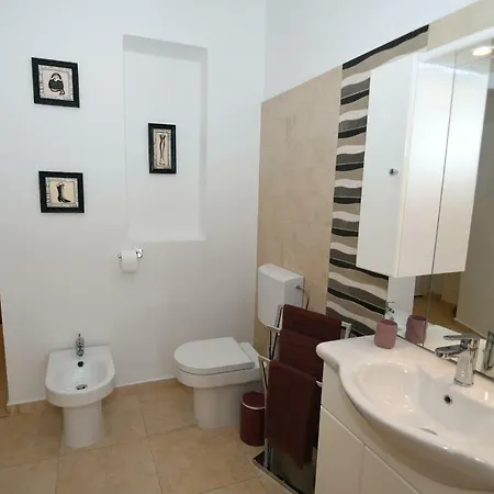 Libra With Sea View Apartman Abbázia