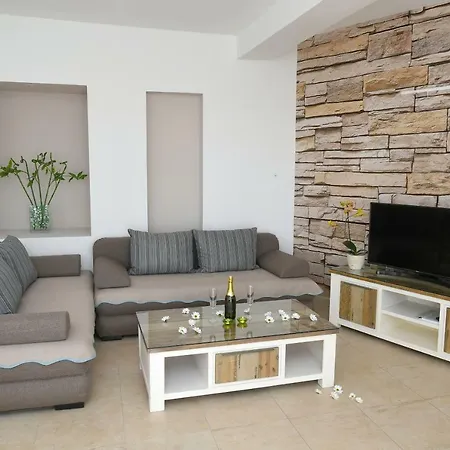 Libra With Sea View Apartman Abbázia