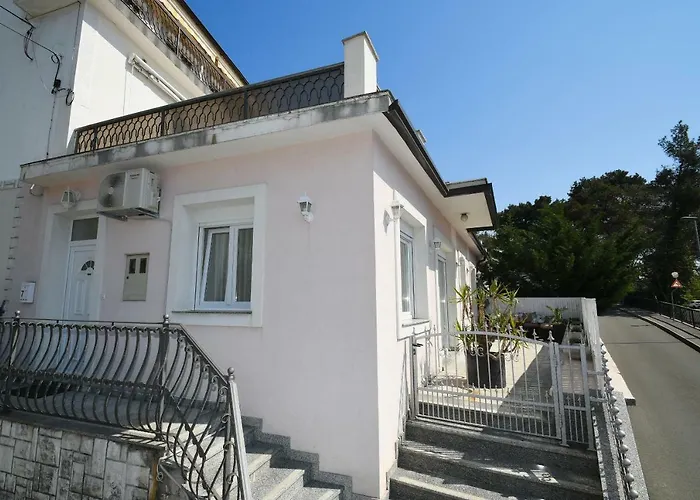 Libra With Sea View * אופטיה